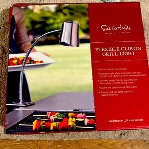 Never used_ Sur La Table _ Flexible Clip-on Grill Light